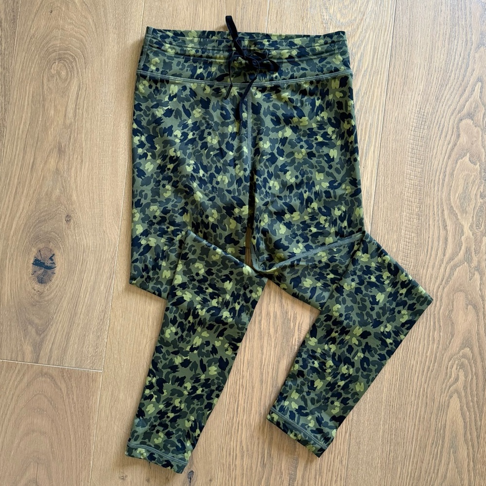 THE UPSIDE Lili Midi printed yoga leggings pants S
